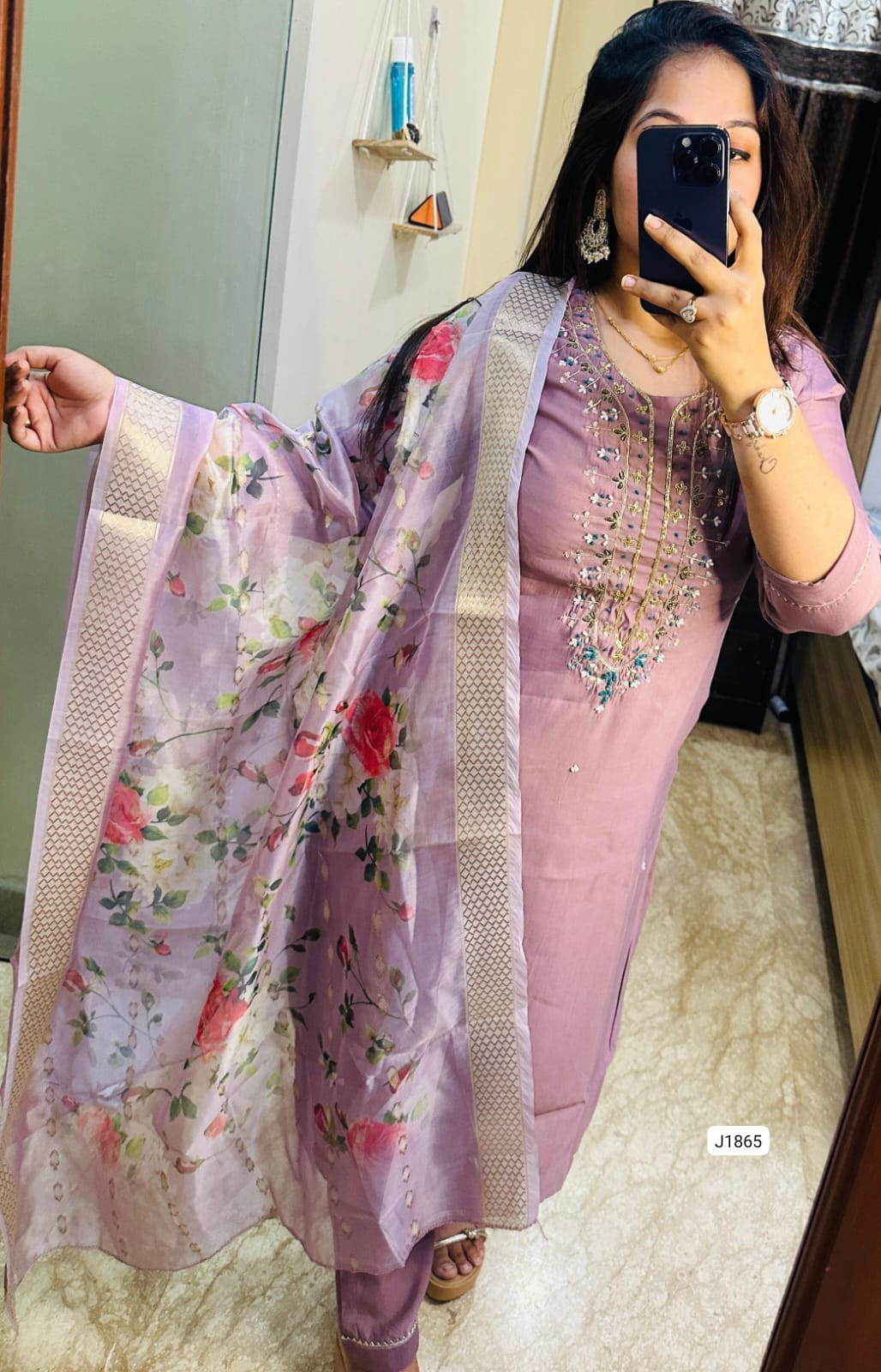 Beautiful Roman Silk Kurta Set